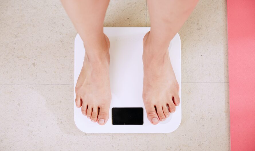 Woman’s unexplained weight gain leads to cancer discovery